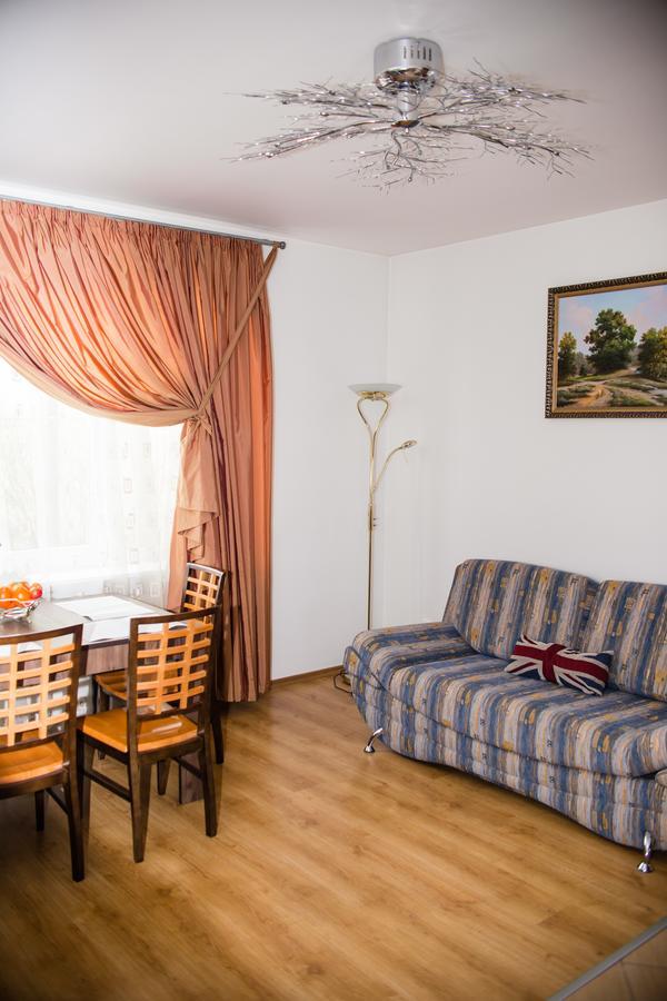Family Hostel Minsk Extérieur photo