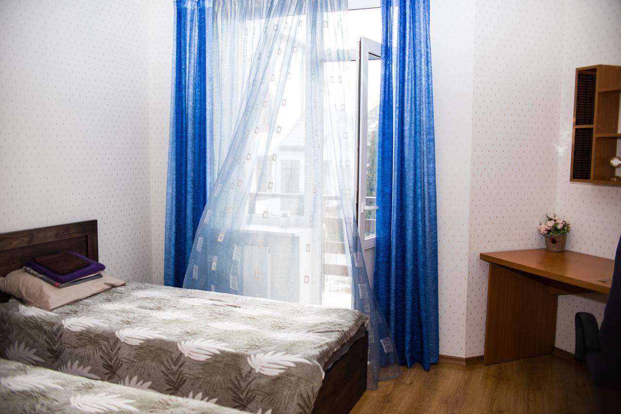 Family Hostel Minsk Extérieur photo